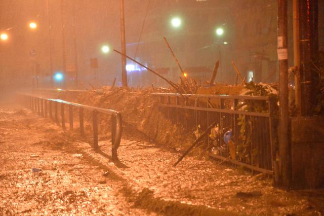 Maltempo: esonda il Bisagno a Genova, una vittima